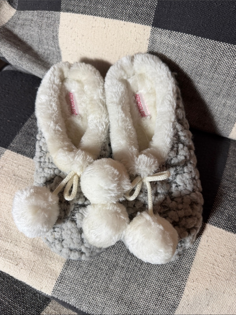 AEROSOLES Gray and White Plush Pom-Pom Slippers